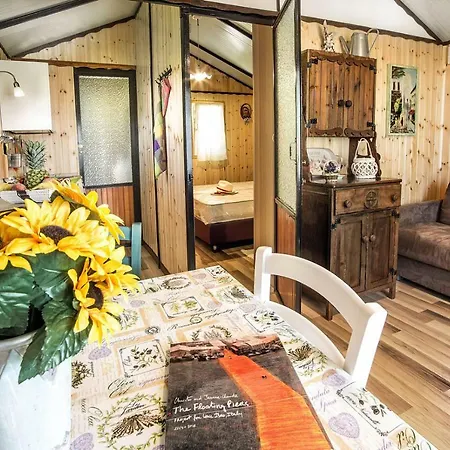 Chalet *